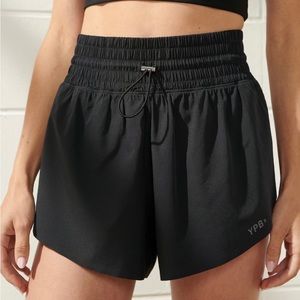Abercrombie YPB motion TEK lined flyaway shorts